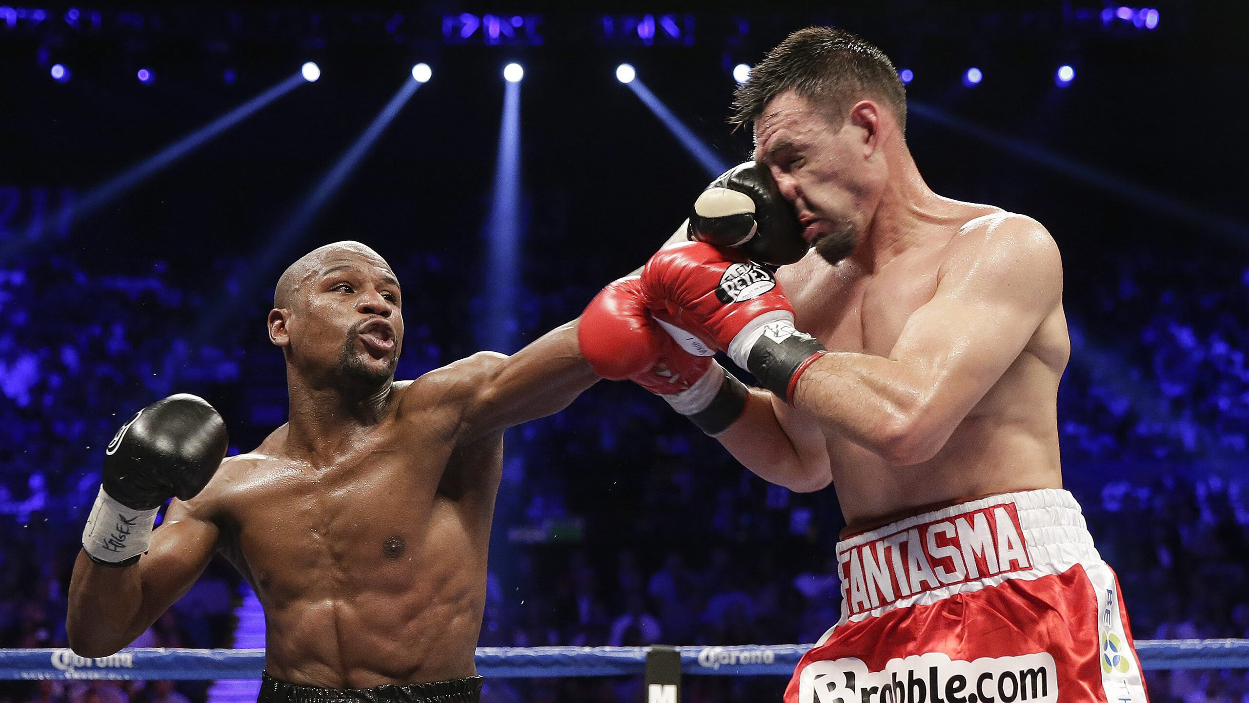 多巴哥全国性水上运动比赛持续火热,多巴水上世界